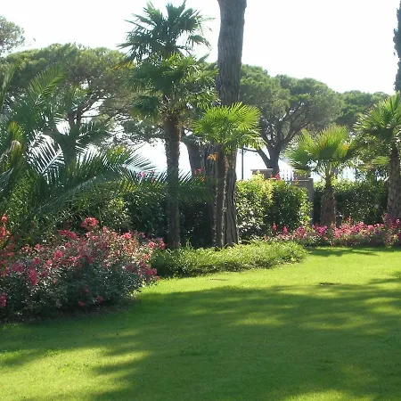 Bilocale Sul Lungolago Con Parco, Piscina E Terrazza * Toscolano-Maderno