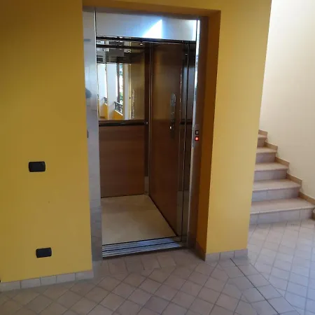 Bilocale Sul Lungolago Con Parco, Piscina E Terrazza Διαμέρισμα Toscolano Maderno